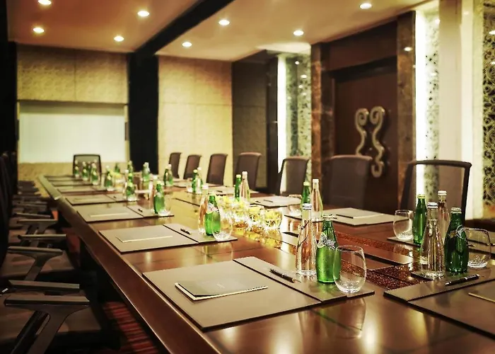 Sofitel Philippine Plaza