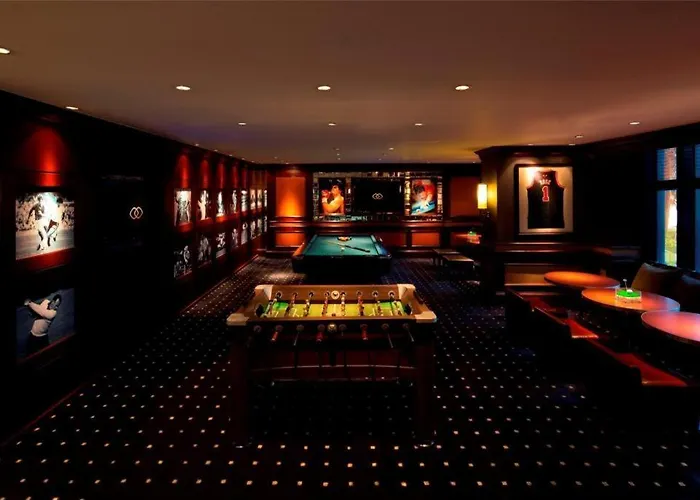 Sofitel Philippine Plaza