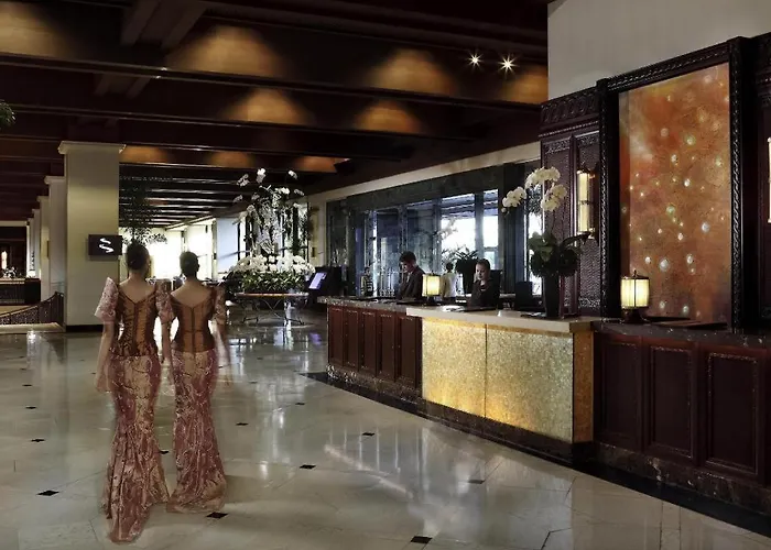 Sofitel Philippine Plaza